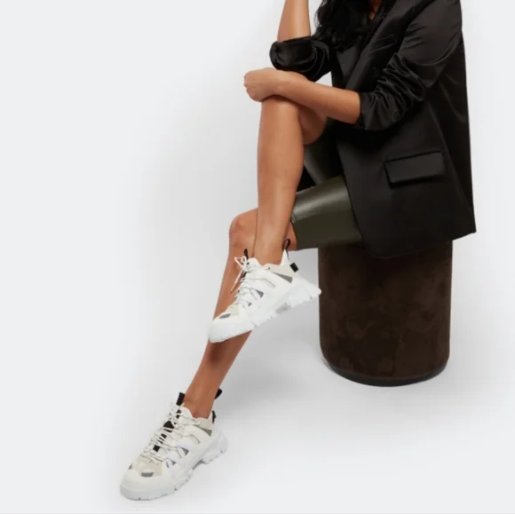 Unisex MCQ by Alexander McQueen Orbyt Descender sz 9 - Picture 4 of 17